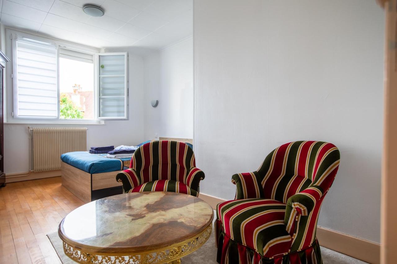 Le Coquet Chez Maguy Maison De Ville Avec Jardin Besançon Kültér fotó